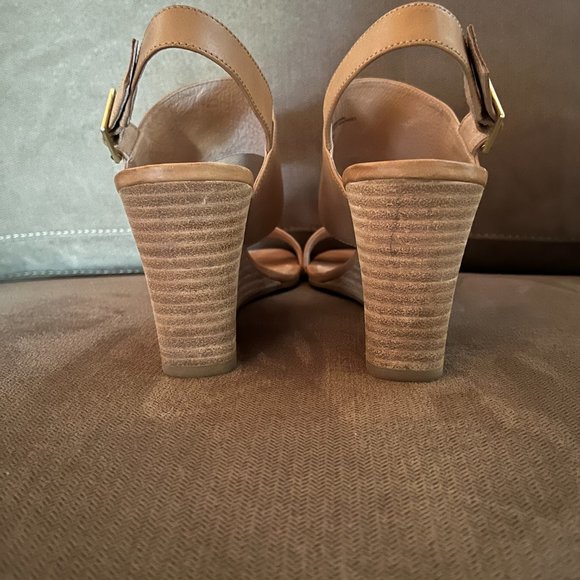 Halogen Astor Wedge Sandals - Picture 4 of 4